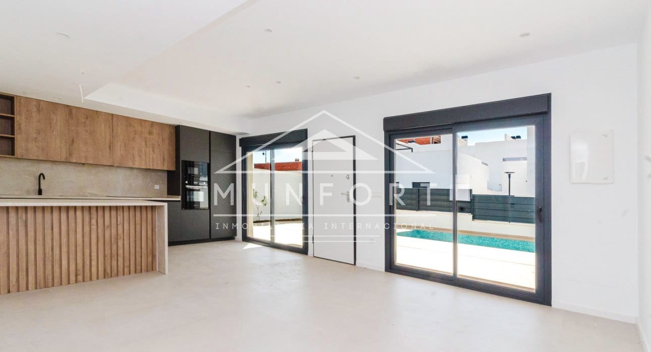 Chalet de 3 habitaciones en Condado de Alhama en venta con piscina - 304.900 € (Ref: 9258152)