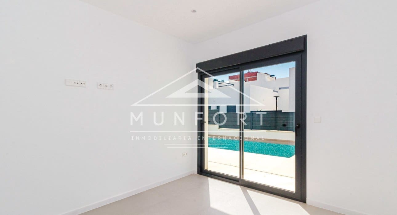 Chalet de 3 habitaciones en Condado de Alhama en venta con piscina - 304.900 € (Ref: 9258152)