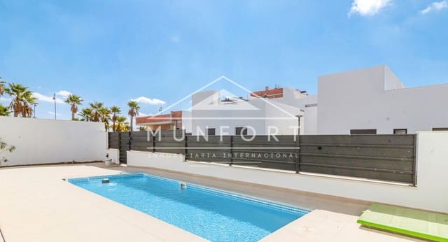Chalet de 3 habitaciones en Condado de Alhama, Alhama de Murcia en venta con piscina - 304.900 € (Ref: 9258152)