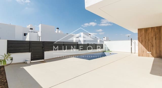 Chalet de 3 habitaciones en Condado de Alhama, Alhama de Murcia en venta con piscina - 304.900 € (Ref: 9258152)