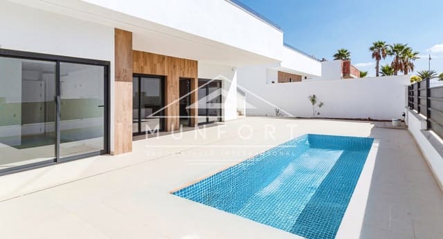 Chalet de 3 habitaciones en Condado de Alhama, Alhama de Murcia en venta con piscina - 304.900 € (Ref: 9258152)