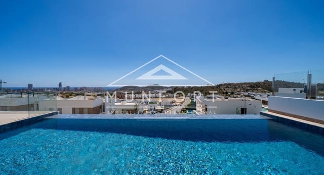 Chalet de 4 habitaciones en Golf Bahía, Finestrat en venta con piscina - 1.350.000 € (Ref: 9258154)