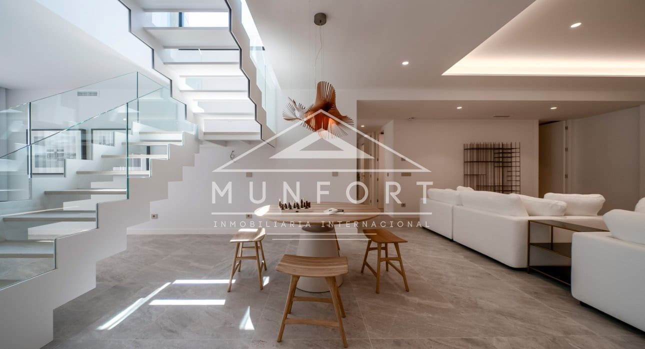 4 slaapkamer Villa te koop in Finestrat met zwembad - € 1.350.000 (Ref: 9258155)