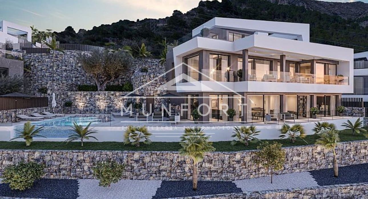 4 makuuhuone Huvila myytävänä paikassa Calpe / Calp mukana uima-altaan - 1 950 000 € (Ref: 9258162)