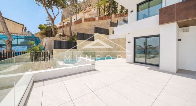 4 soverom Kjedet enebolig til salgs i Playa Poniente, Benidorm med svømmebasseng - € 1 650 000 (Ref: 9258165)