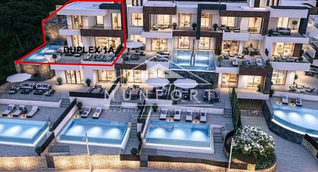 4 soverom Kjedet enebolig til salgs i Playa Poniente, Benidorm med svømmebasseng - € 1 650 000 (Ref: 9258165)