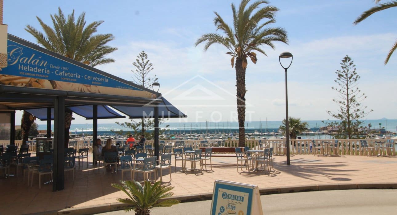 3 sypialnia Penthouse na sprzedaż w Denia z basenem - 599 000 € (Ref: 9261880)