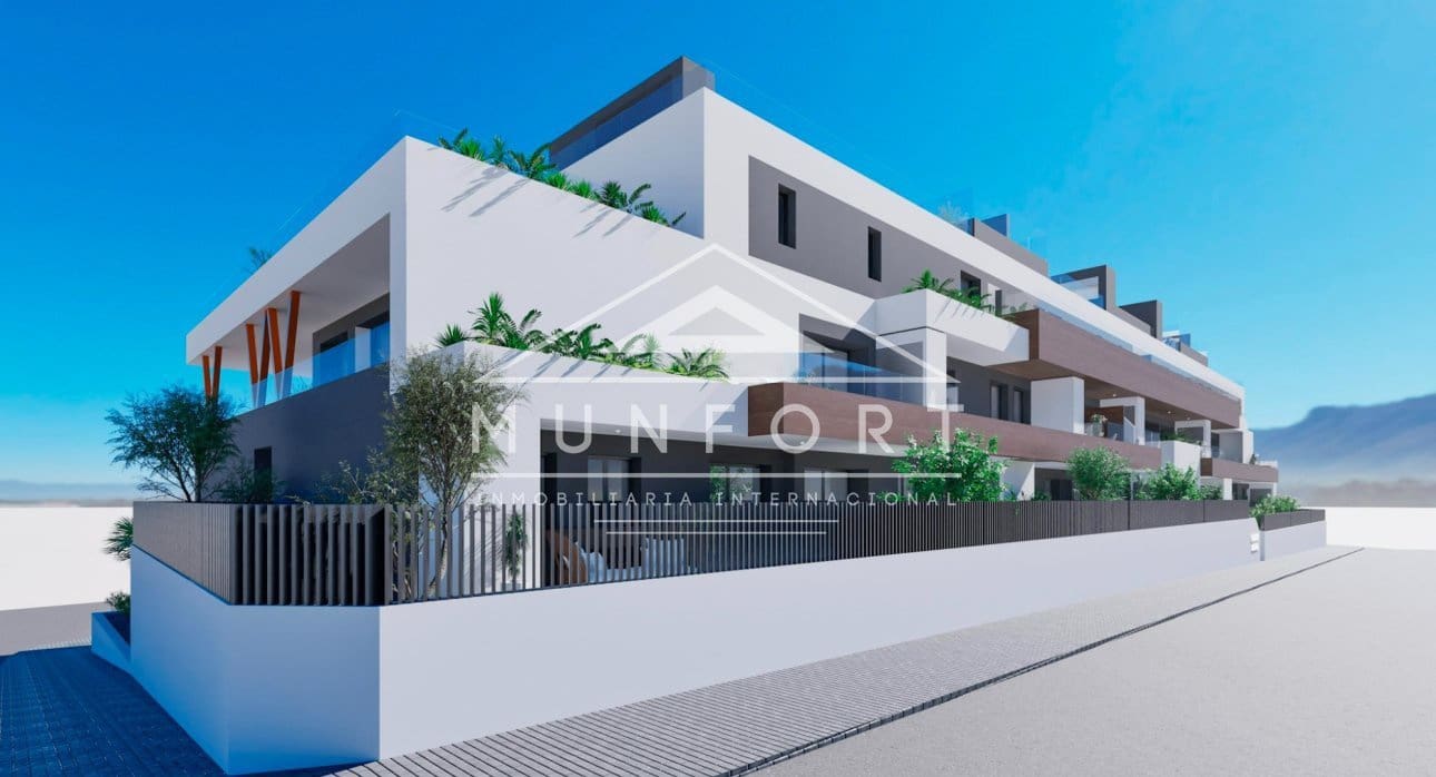 2 slaapkamer Penthouse te koop in Benijofar met zwembad - € 441.000 (Ref: 9261885)