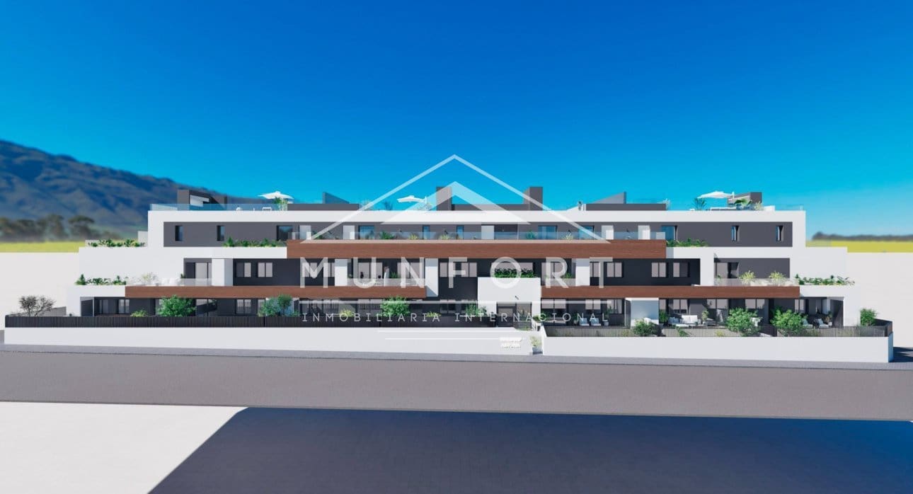 2 slaapkamer Penthouse te koop in Benijofar met zwembad - € 441.000 (Ref: 9261885)