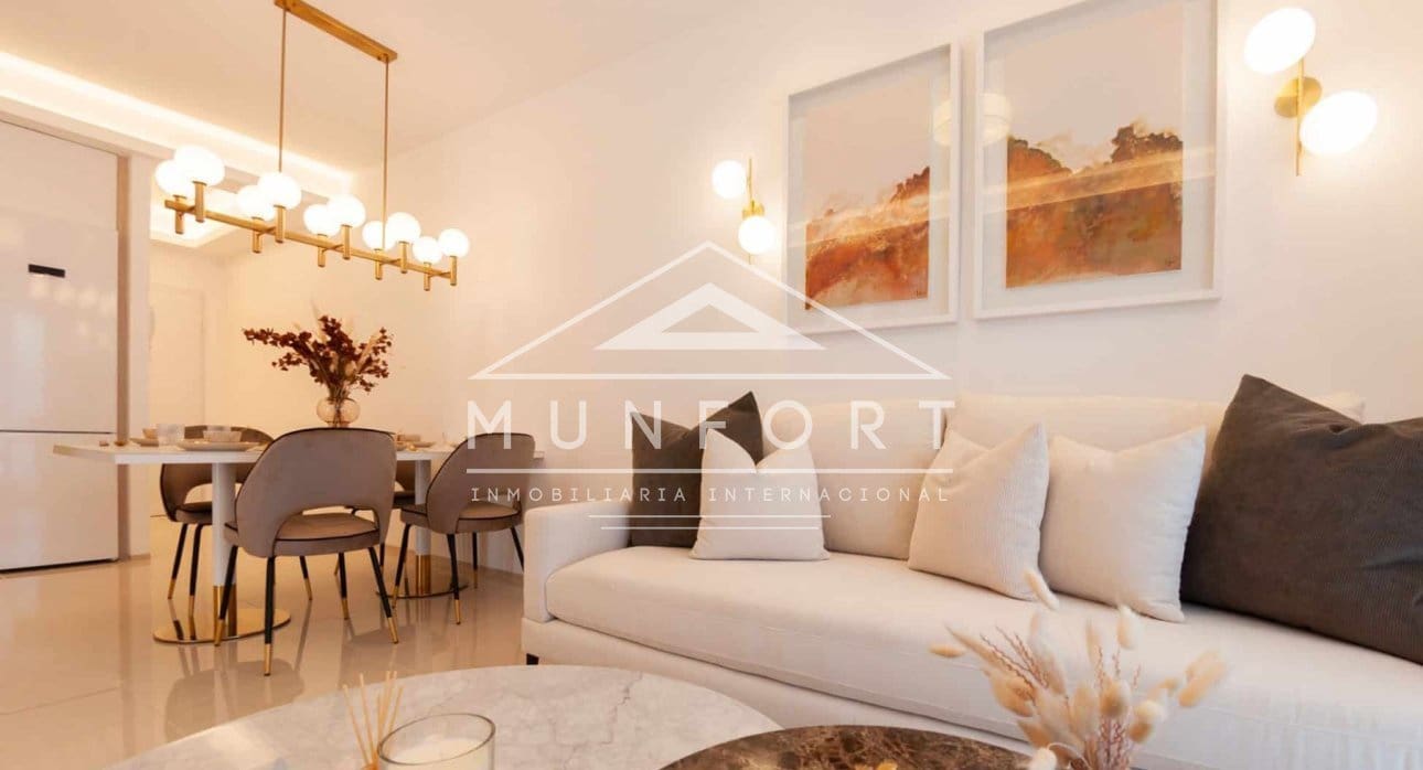 3 makuuhuone Kattohuoneisto myytävänä paikassa Ciudad Quesada mukana uima-altaan - 414 000 € (Ref: 9261887)