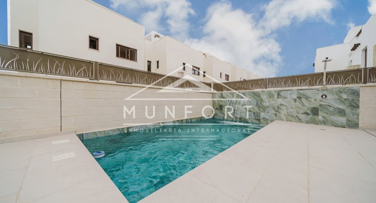 3 bedroom Villa for sale in Los Montesinos with pool - € 485,000 (Ref: 9261889)