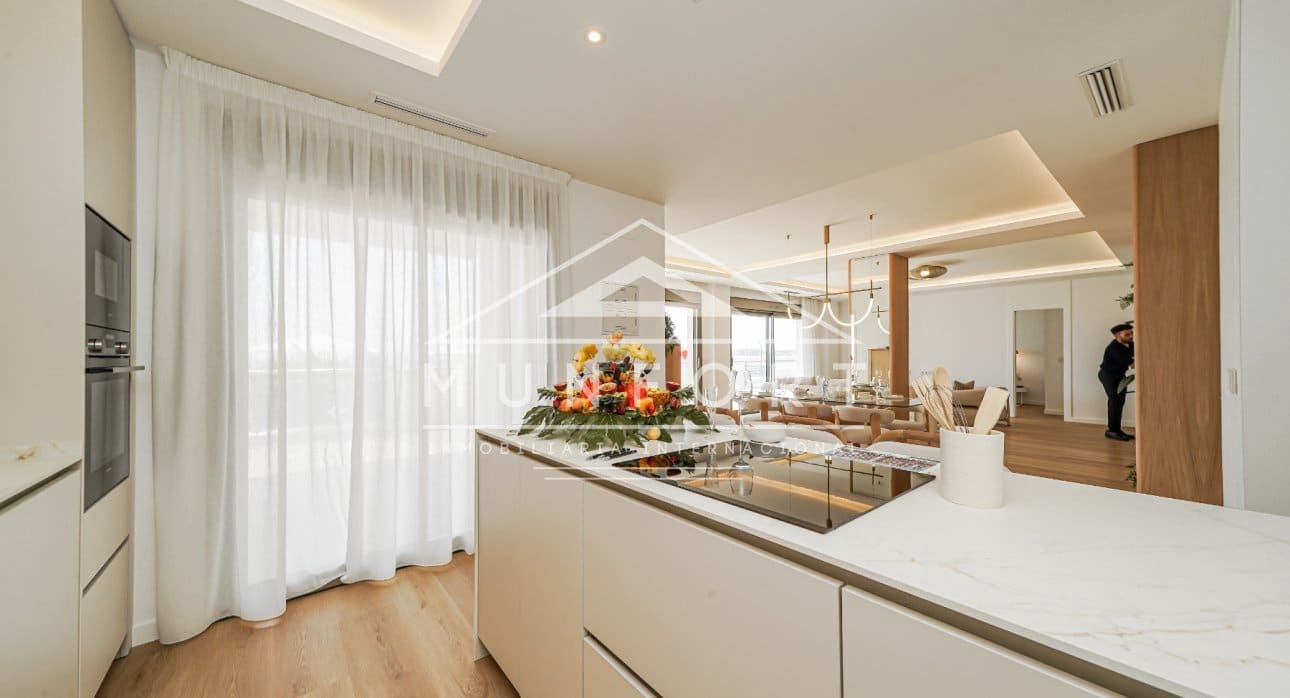 3 makuuhuone Huoneisto myytävänä paikassa La Manga del Mar Menor mukana uima-altaan - 546 000 € (Ref: 9261900)