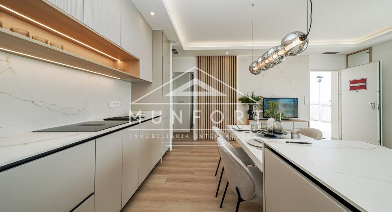 3 makuuhuone Huoneisto myytävänä paikassa La Manga del Mar Menor mukana uima-altaan - 546 000 € (Ref: 9261900)