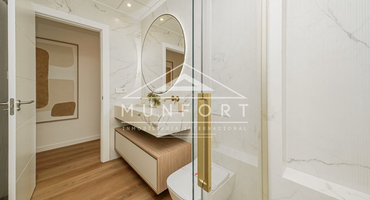 3 makuuhuone Huoneisto myytävänä paikassa La Manga del Mar Menor mukana uima-altaan - 546 000 € (Ref: 9261900)