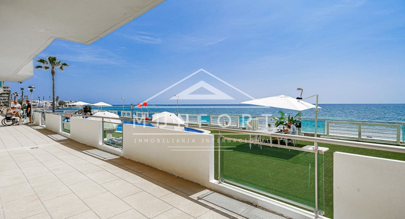 1 bedroom Apartment for sale in San Javier with pool - € 288,000 (Ref: 9261902)