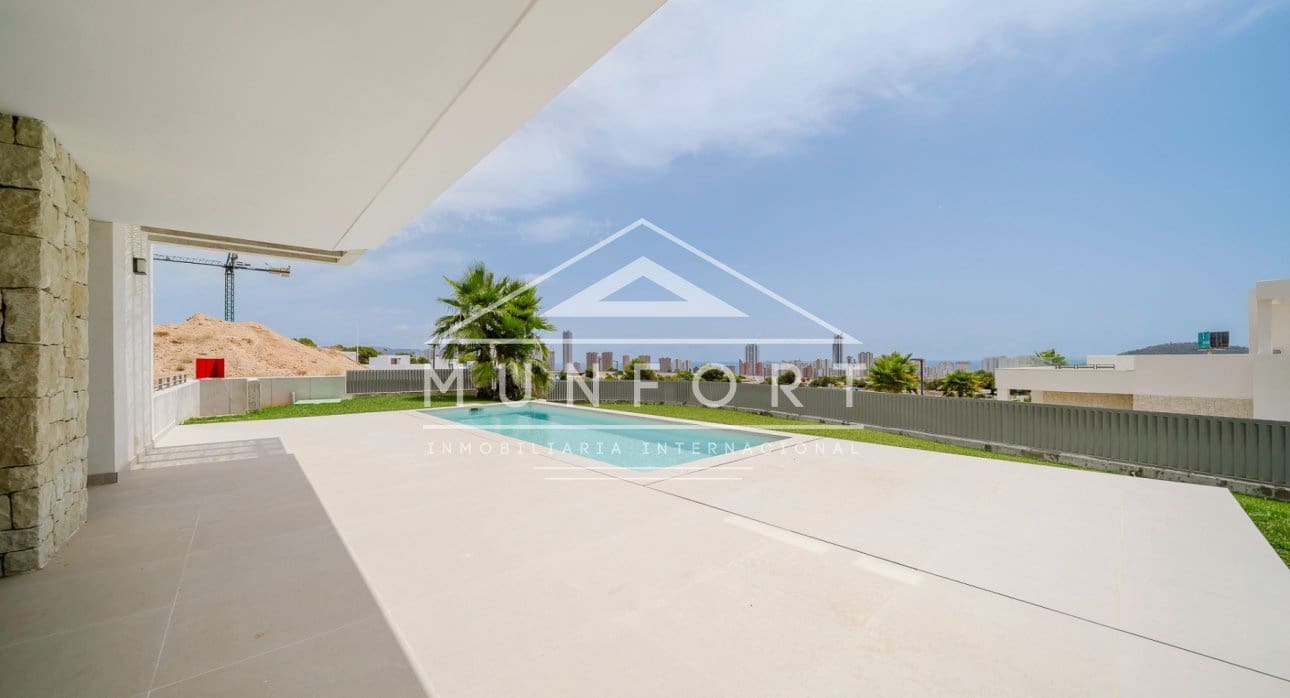 3 slaapkamer Villa te koop in Finestrat met zwembad - € 807.000 (Ref: 9261903)