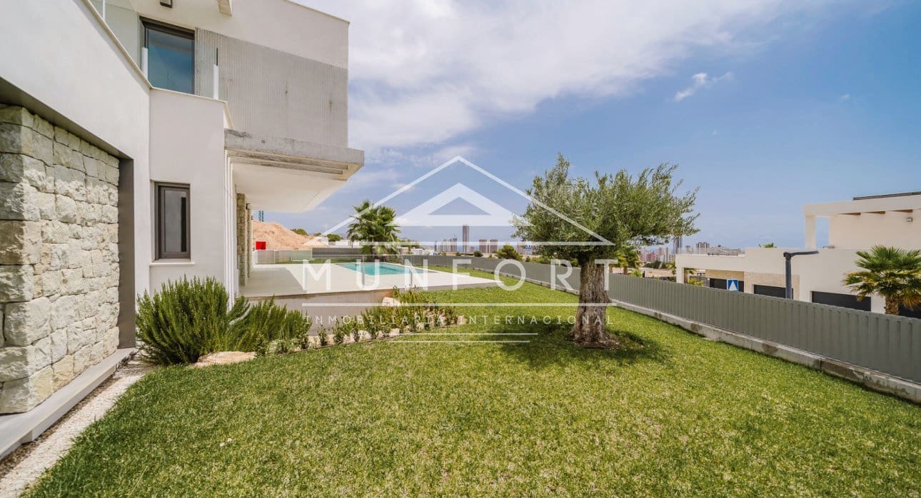 3 slaapkamer Villa te koop in Finestrat met zwembad - € 807.000 (Ref: 9261903)