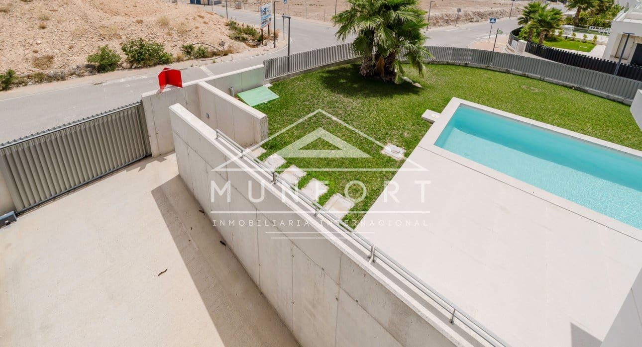 3 slaapkamer Villa te koop in Finestrat met zwembad - € 807.000 (Ref: 9261903)