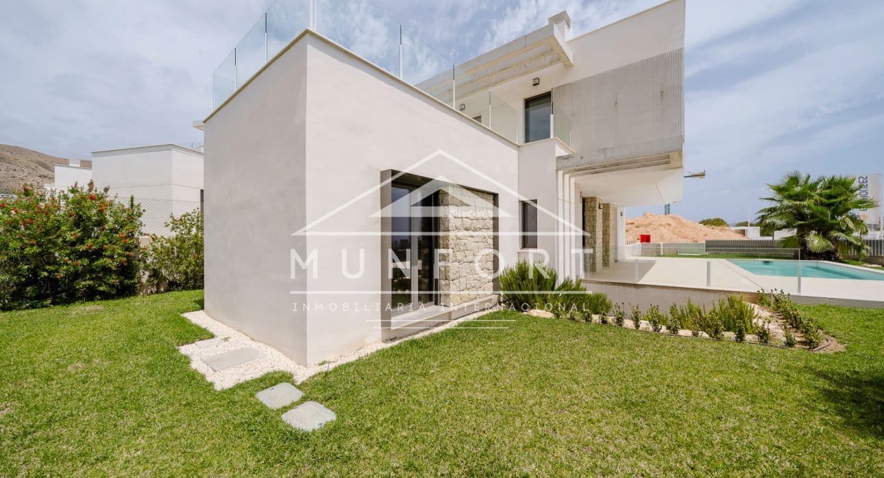 3 slaapkamer Villa te koop in Finestrat met zwembad - € 807.000 (Ref: 9261903)