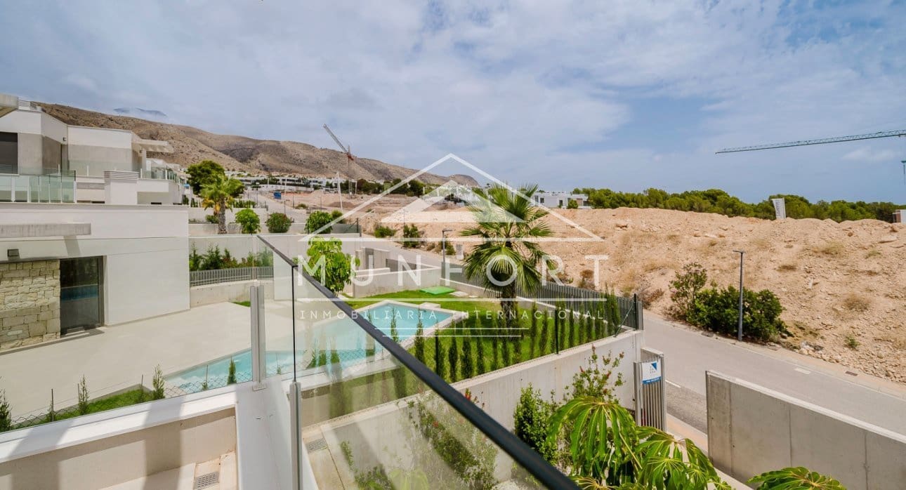 3 slaapkamer Villa te koop in Finestrat met zwembad - € 807.000 (Ref: 9261903)