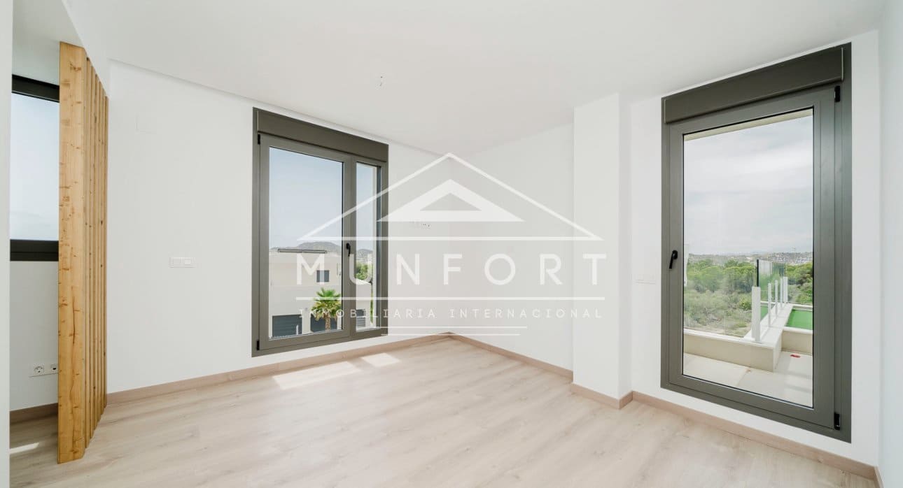 3 slaapkamer Villa te koop in Finestrat met zwembad - € 807.000 (Ref: 9261903)