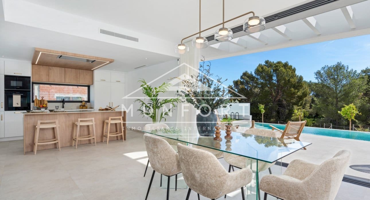 3 bedroom Villa for sale in Polop with pool - € 745,000 (Ref: 9261904)