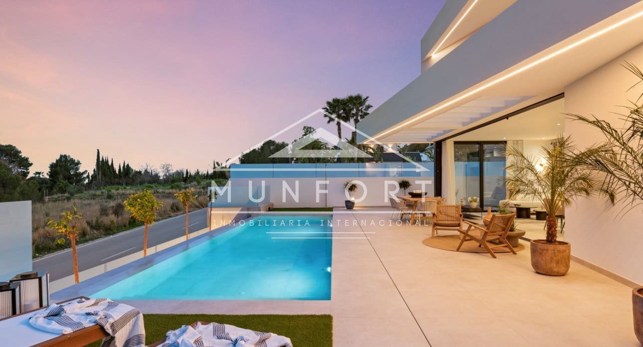 3 bedroom Villa for sale in Polop with pool - € 745,000 (Ref: 9261904)