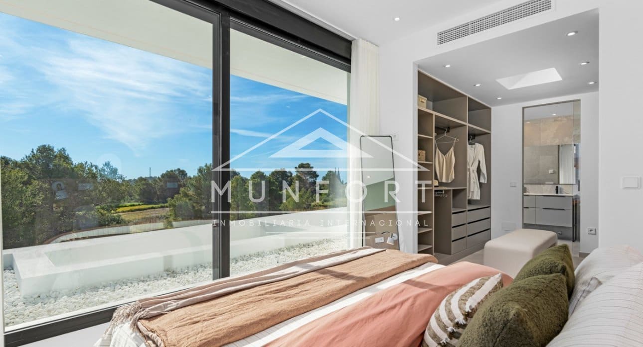 3 bedroom Villa for sale in Polop with pool - € 745,000 (Ref: 9261904)