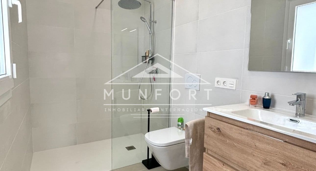 Chalet de 3 habitaciones en Benijófar en venta con piscina - 478.732 € (Ref: 9263424)