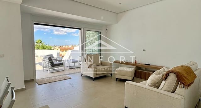 Chalet de 3 habitaciones en Benijófar en venta con piscina - 478.732 € (Ref: 9263424)