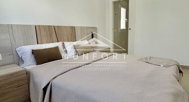 Chalet de 3 habitaciones en Benijófar en venta con piscina - 478.732 € (Ref: 9263424)