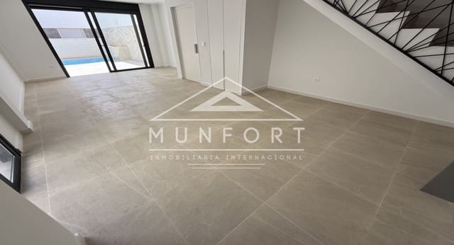 4 makuuhuone Huvila myytävänä paikassa Los Secanos, Guardamar del Segura mukana uima-altaan - 507 000 € (Ref: 9263425)