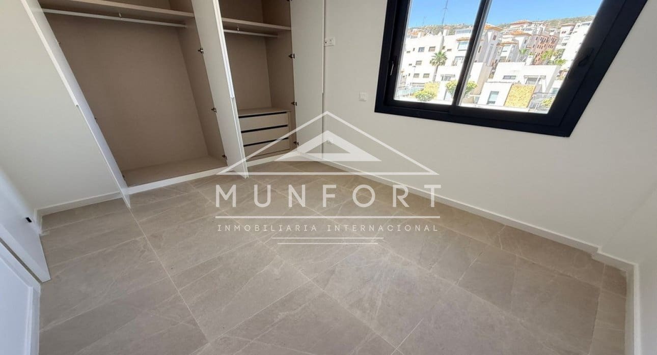 4 soveværelse Villa til salg i Guardamar del Segura med swimmingpool - € 507.000 (Ref: 9263425)