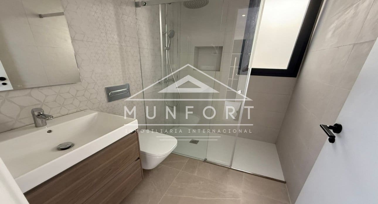 4 soveværelse Villa til salg i Guardamar del Segura med swimmingpool - € 507.000 (Ref: 9263425)