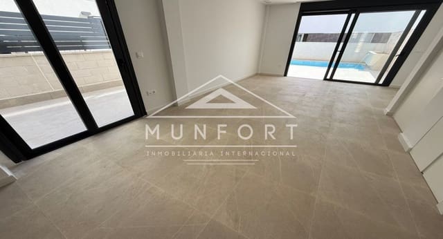 4 makuuhuone Huvila myytävänä paikassa Los Secanos, Guardamar del Segura mukana uima-altaan - 507 000 € (Ref: 9263425)