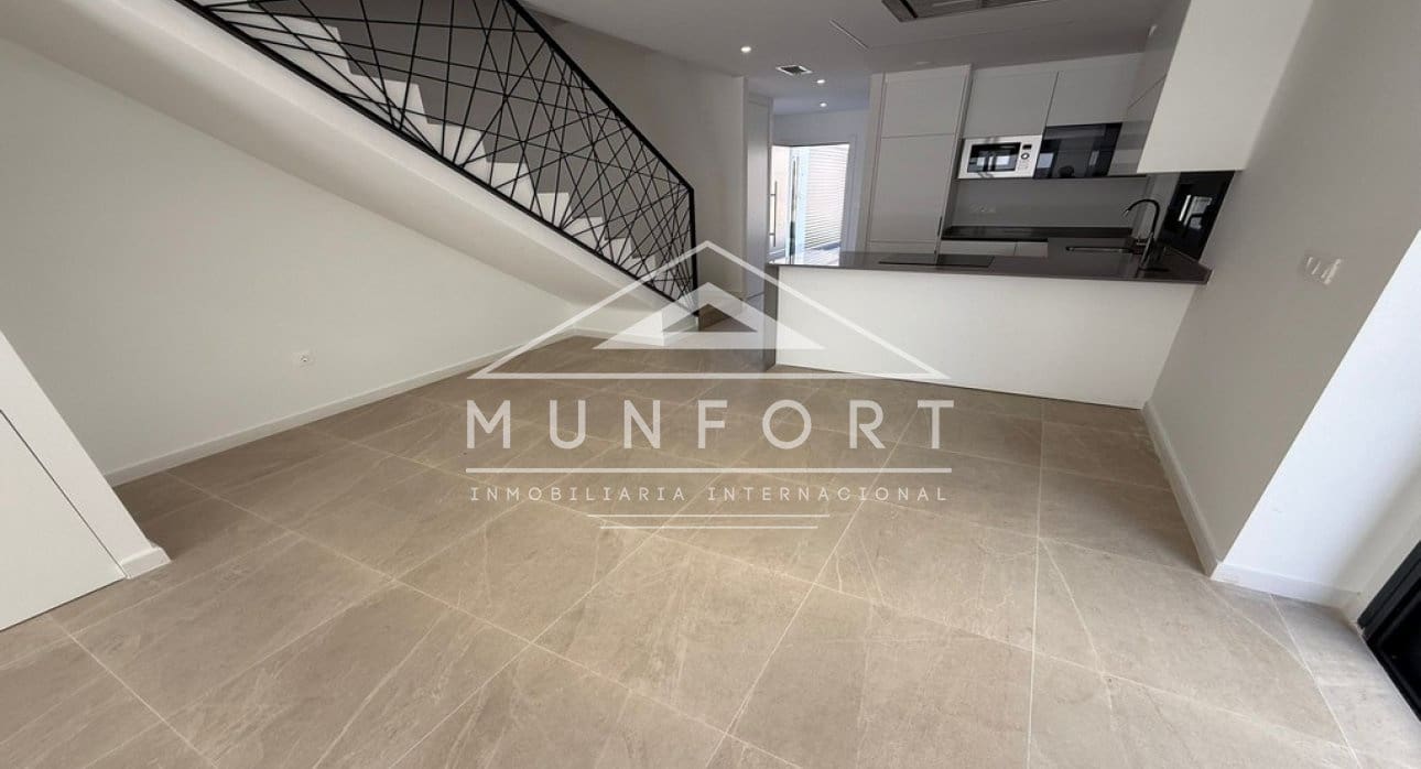 4 soveværelse Villa til salg i Guardamar del Segura med swimmingpool - € 507.000 (Ref: 9263425)