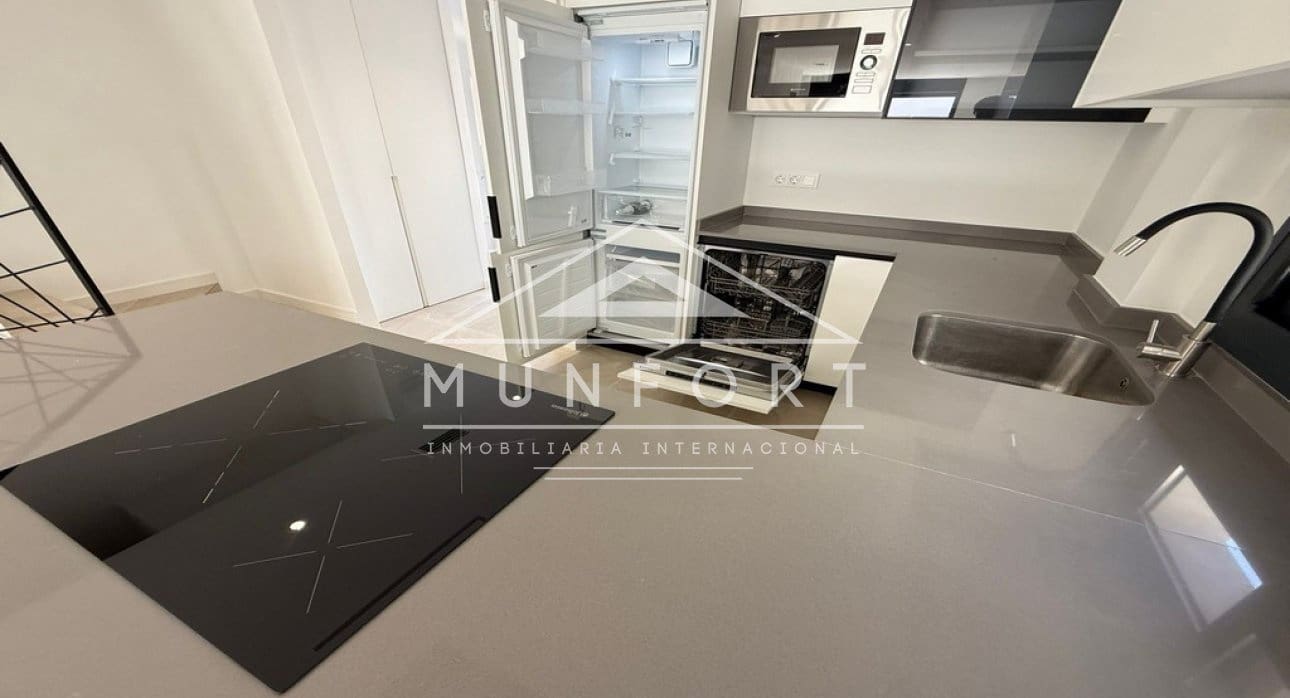 4 soveværelse Villa til salg i Guardamar del Segura med swimmingpool - € 507.000 (Ref: 9263425)