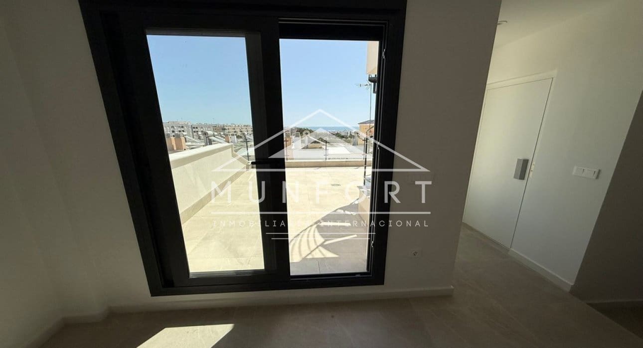 4 soveværelse Villa til salg i Guardamar del Segura med swimmingpool - € 507.000 (Ref: 9263425)