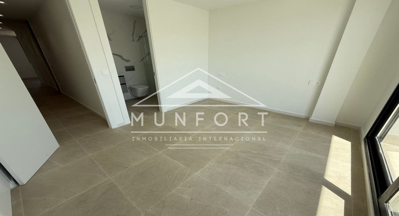 4 soveværelse Villa til salg i Guardamar del Segura med swimmingpool - € 507.000 (Ref: 9263425)