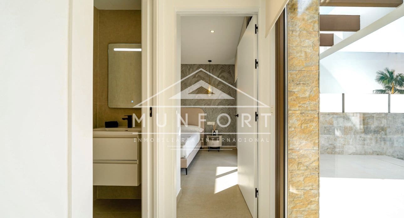 3 bedroom Villa for sale in Rojales with pool - € 399,000 (Ref: 9263427)