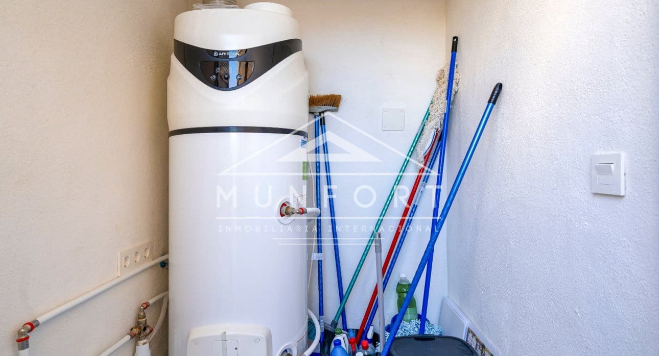 3 bedroom Villa for sale in Rojales with pool - € 399,000 (Ref: 9263427)