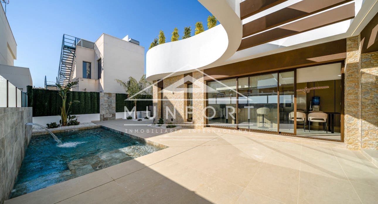 3 bedroom Villa for sale in Rojales with pool - € 399,000 (Ref: 9263427)