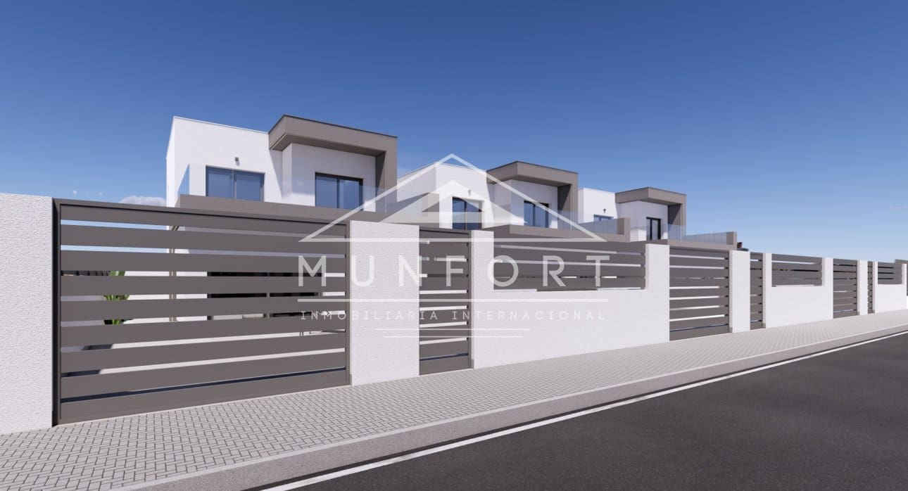 3 slaapkamer Villa te koop in Benijofar met zwembad - € 515.000 (Ref: 9263429)