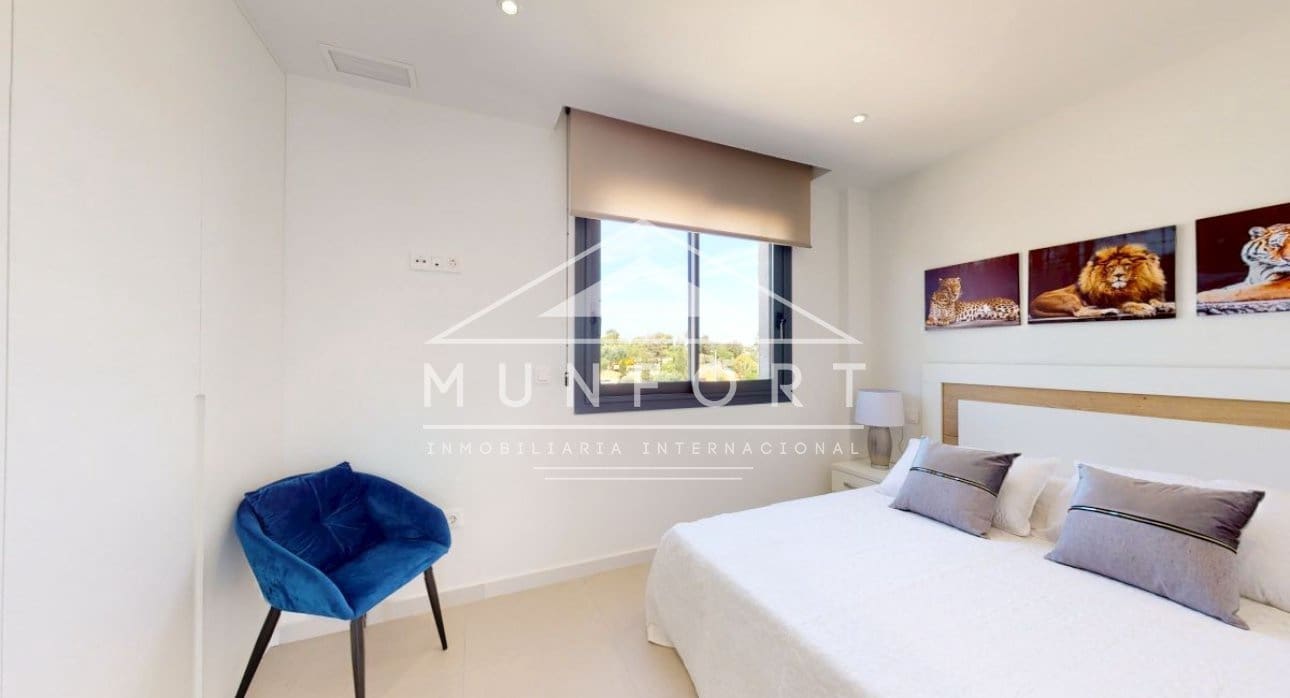 3 bedroom Villa for sale in San Fulgencio with pool - € 800,000 (Ref: 9263430)