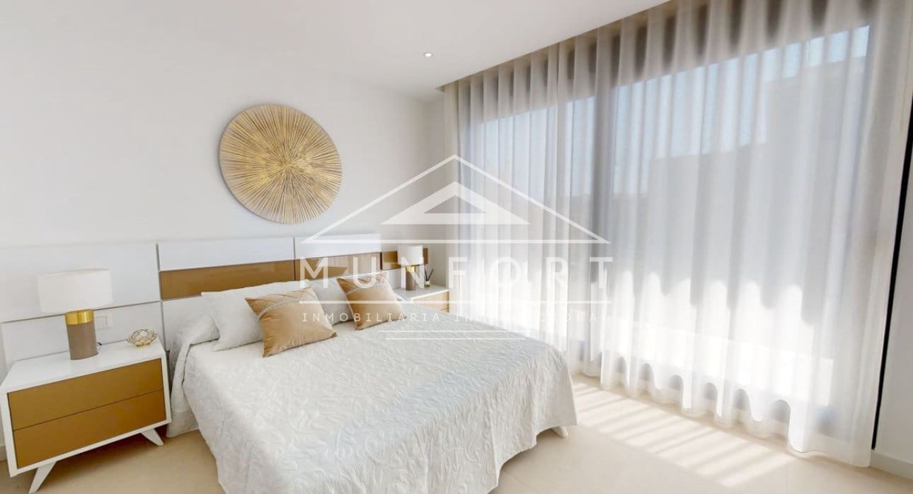 3 bedroom Villa for sale in San Fulgencio with pool - € 800,000 (Ref: 9263430)