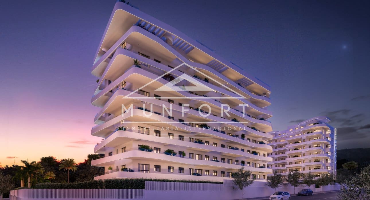 1 bedroom Apartment for sale in La Villajoyosa / Vila Joiosa with pool - € 339,000 (Ref: 9263433)