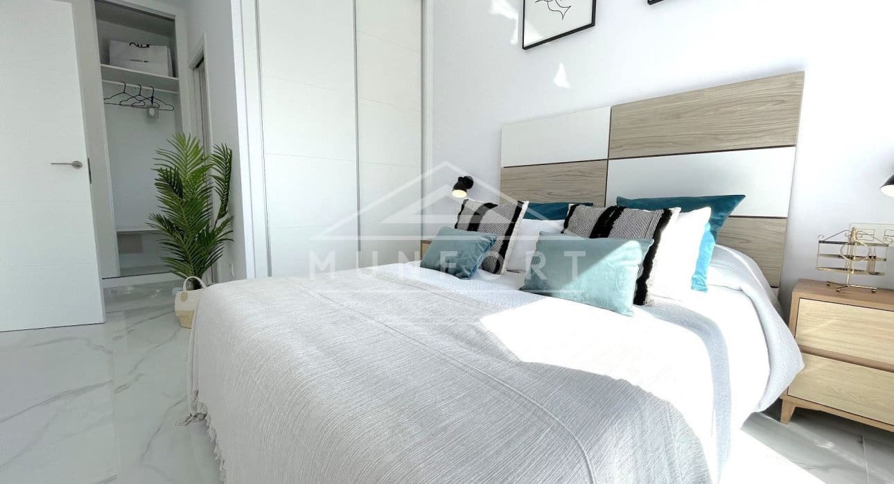 3 bedroom Villa for sale in Torrevieja with pool - € 409,000 (Ref: 9267816)