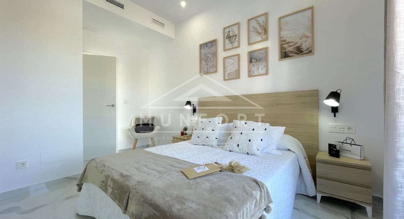 3 bedroom Villa for sale in Torrevieja with pool - € 409,000 (Ref: 9267816)