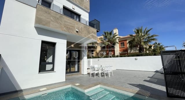 3 quarto Moradia para venda em El Chaparral - La Siesta - La Torreta, Torrevieja com piscina - 409 000 € (Ref: 9267816)