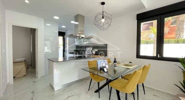 3 quarto Moradia para venda em El Chaparral - La Siesta - La Torreta, Torrevieja com piscina - 409 000 € (Ref: 9267816)